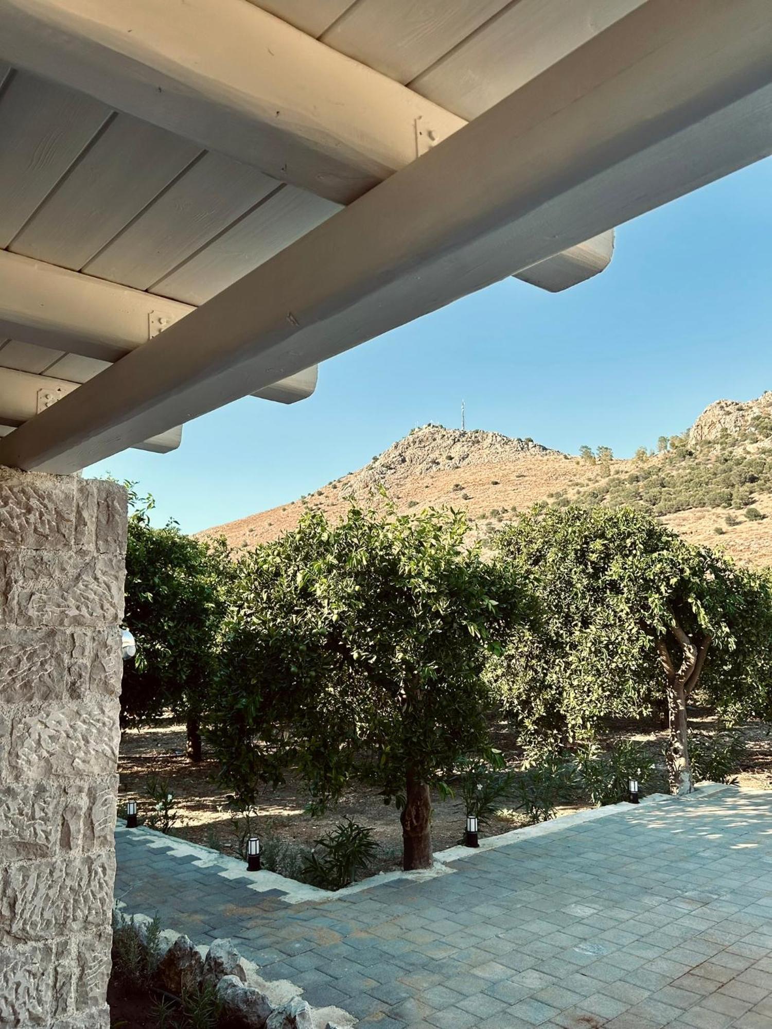 Nerita'S Country Houses Nea Tirins Exterior photo